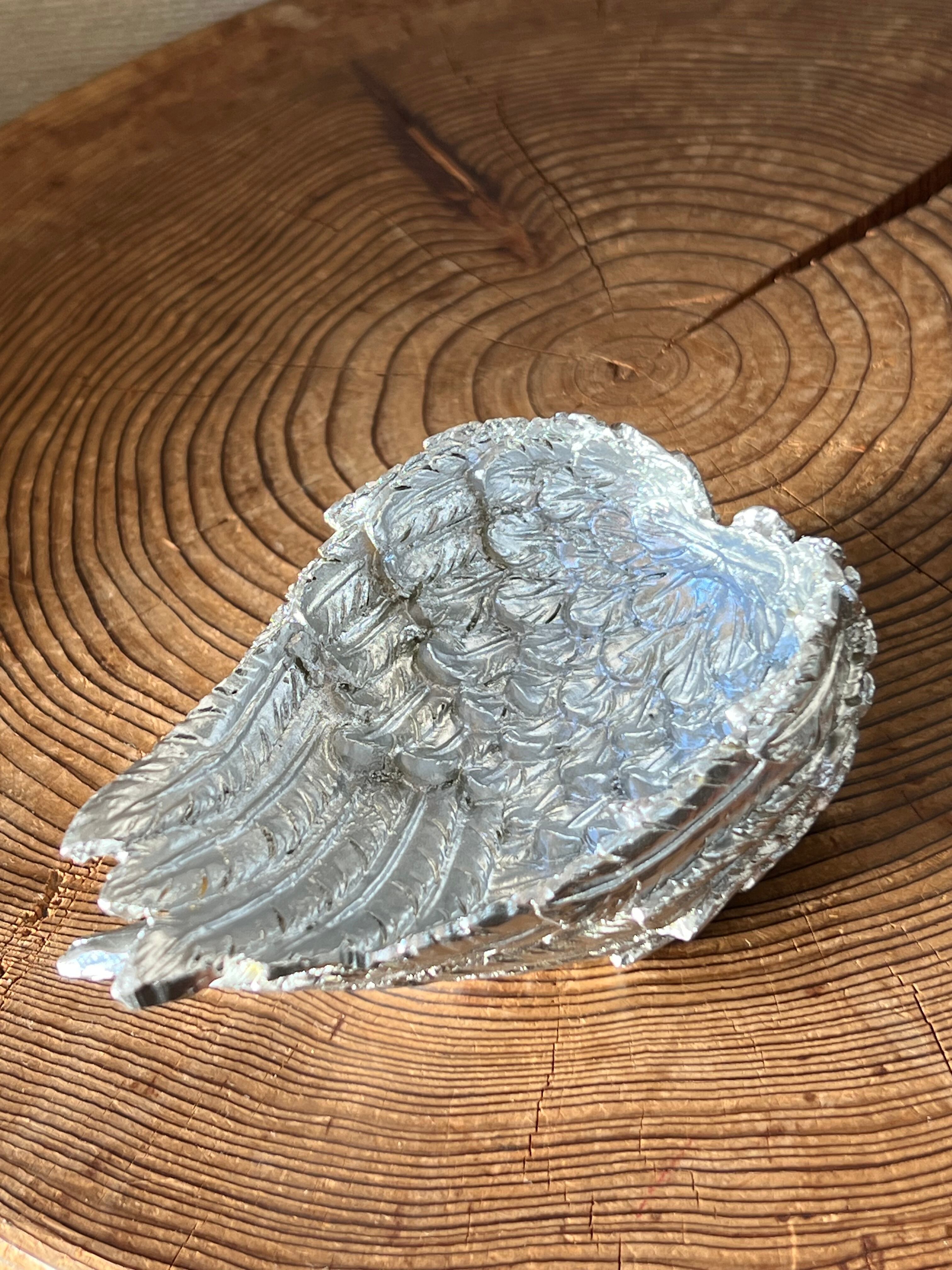 【量子波】シルバー色追加【浄化トレー】天使の羽シルバーサザレ石50g付