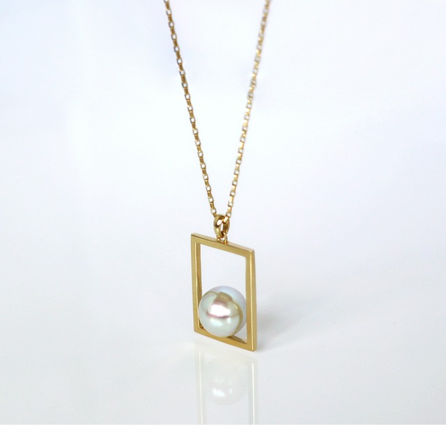 FREELY / Necklace (Natural Grey)