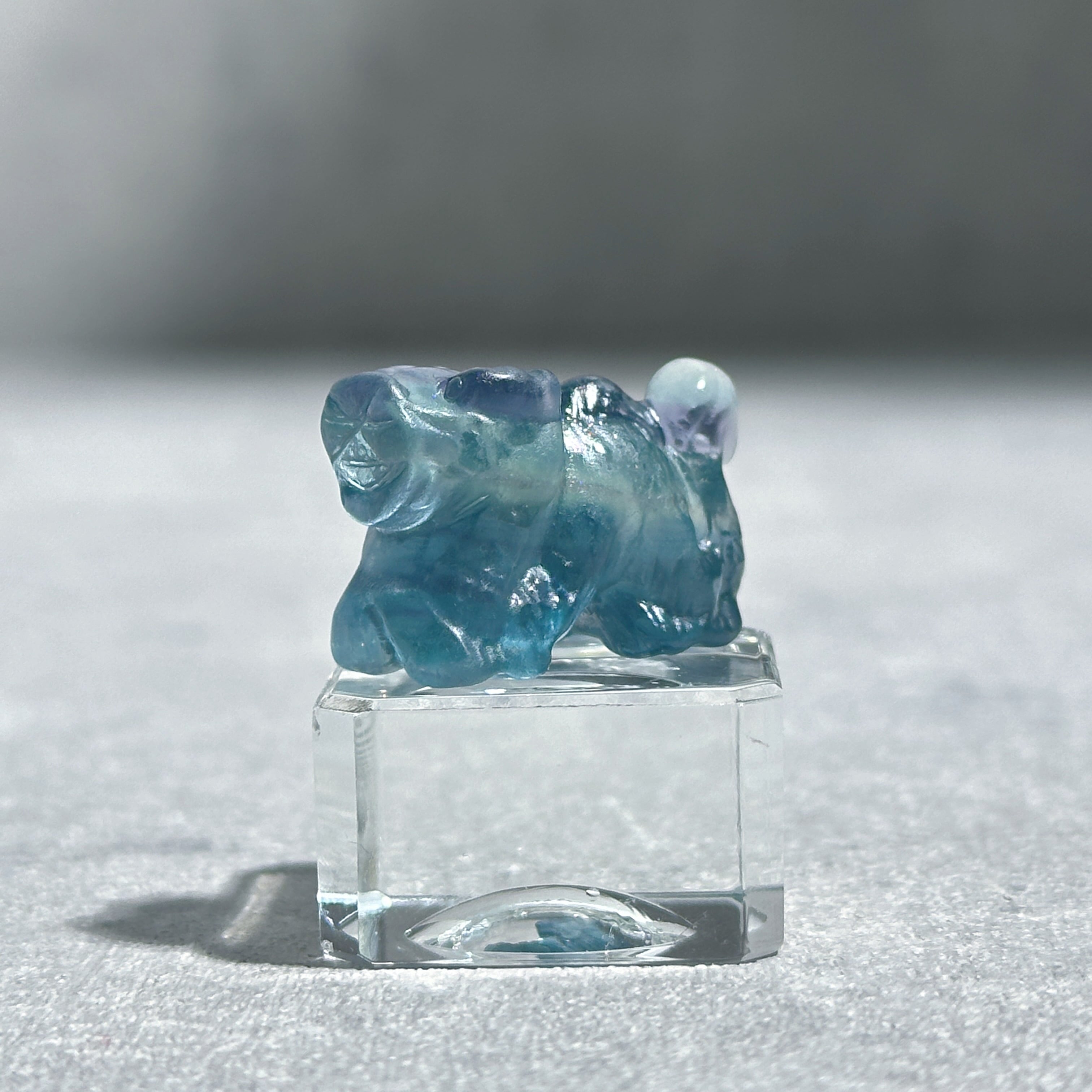 レインボーフローライト ミニドラゴン04◇Fluorite Dragon◇天然石・鉱物・パワーストーン