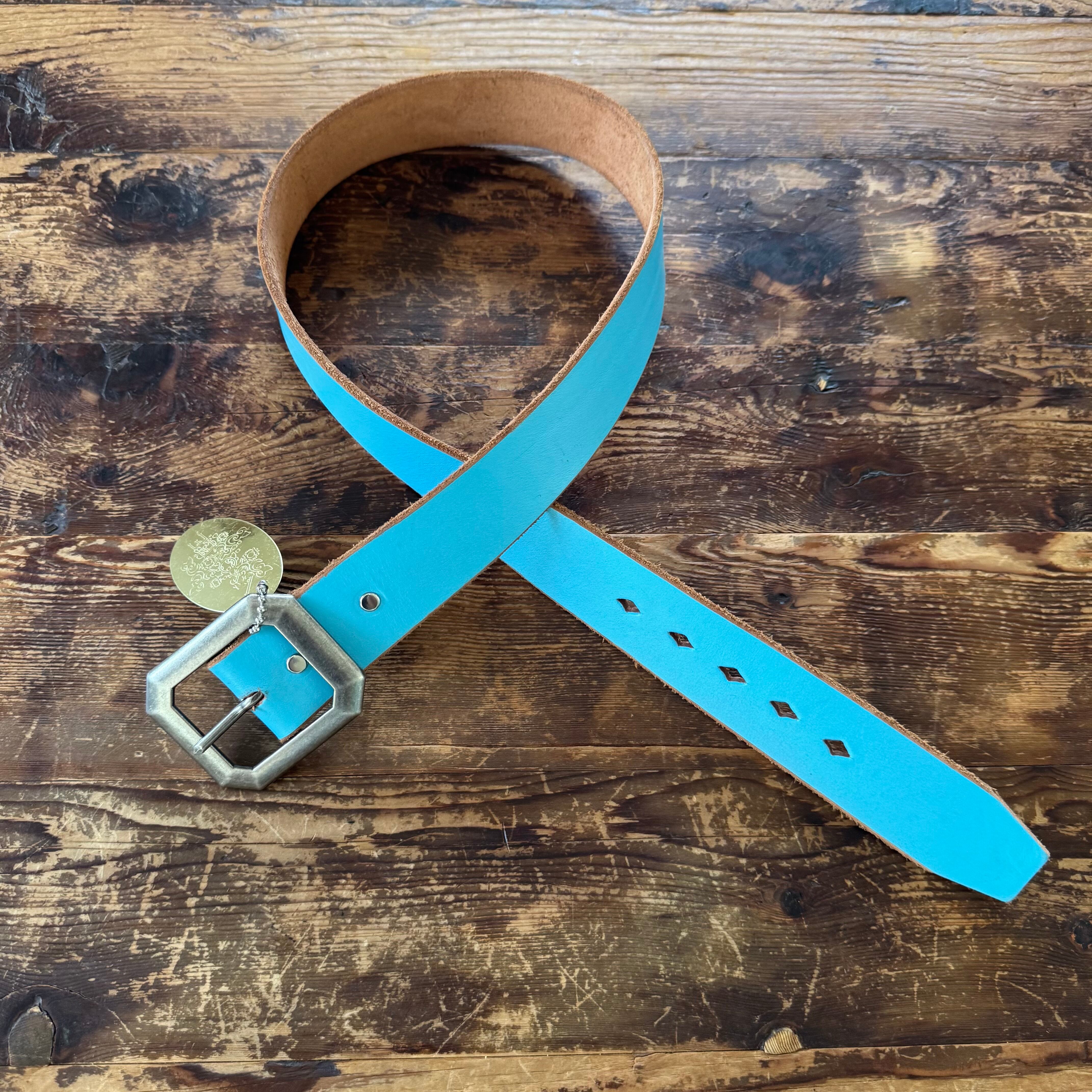 DEADSTOCK VINTAGE Turquoise Leather Belt 34