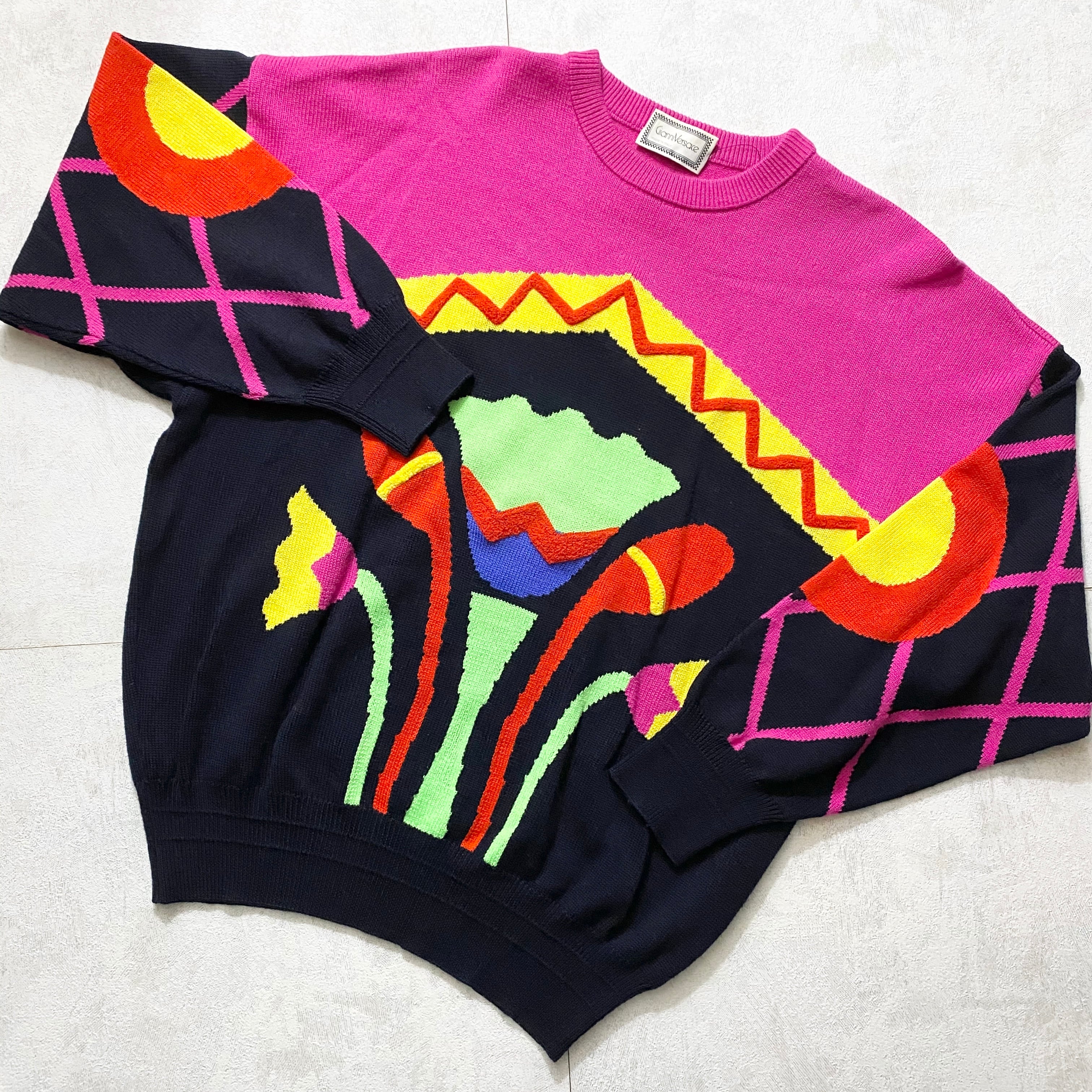 vintage GIANNI VERSACE black×pink sweater | NOIR ONLINE
