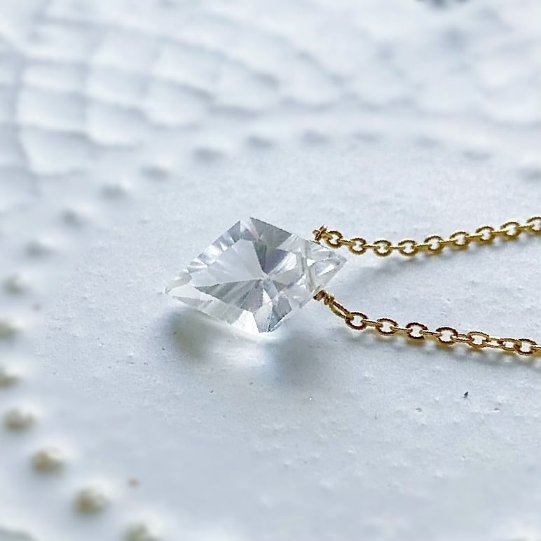 白水晶のダイヤコンケーブカットネックレス -Lucrezia- | Jo's stone