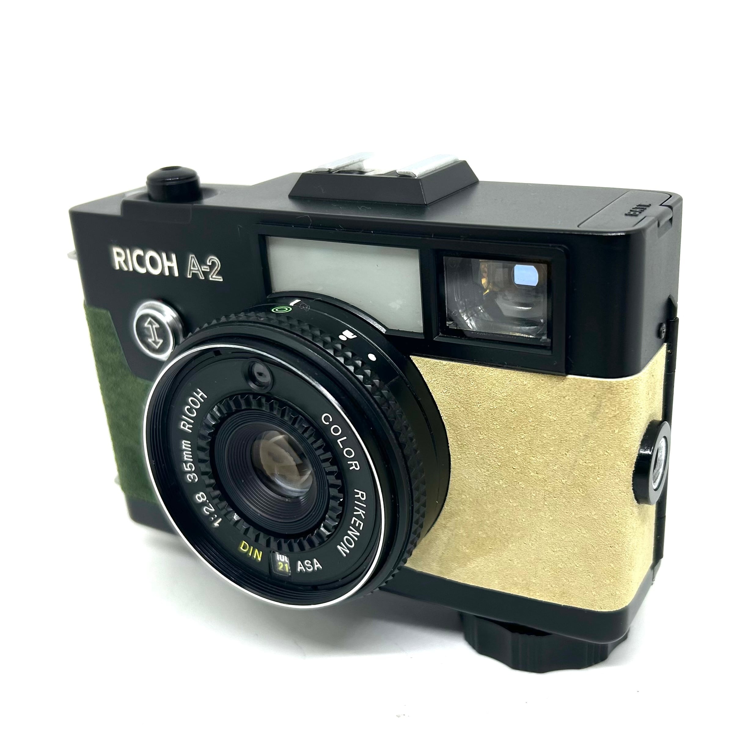 ごん色カメラ OLYMPUS-PEN フィルムカメラ ごん色カメラ