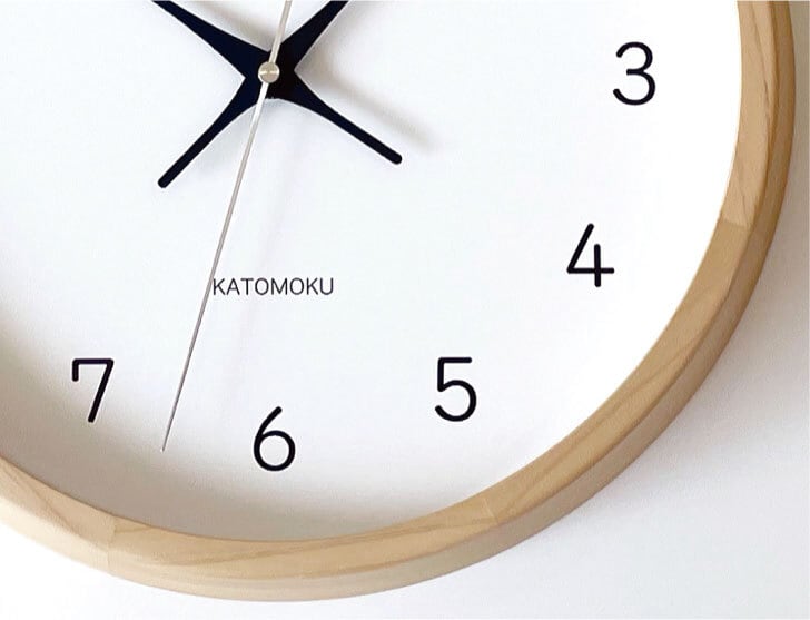 KATOMOKU muku オーク 13 km-104OA 電波時計 KATOMOKU muku clock 13 ヒノキ km-104HI 掛け時計 | 加藤木工株式会社
