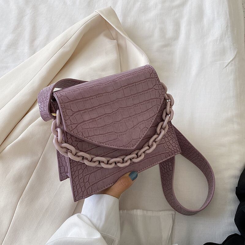 夏の小さなバッグ女性のバッグ2020新しい波のファッションワイルドインショルダーメッセンジャーバッグネット赤いチェーン小さな正方形のバッグ Tiancai_Wing_Bag4325937