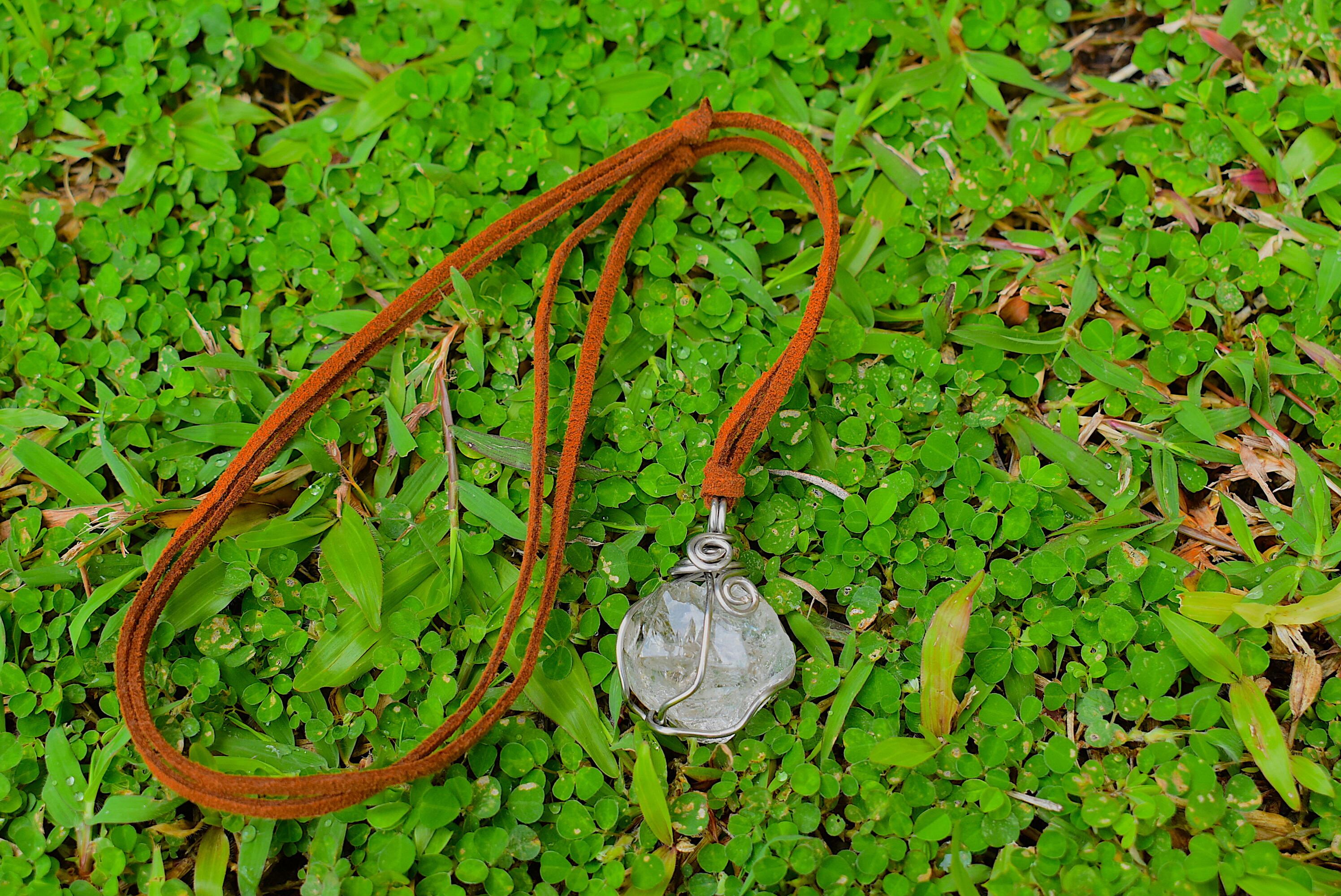 透明原石★ハーキマーダイヤモンド ワイヤーアートペンダント