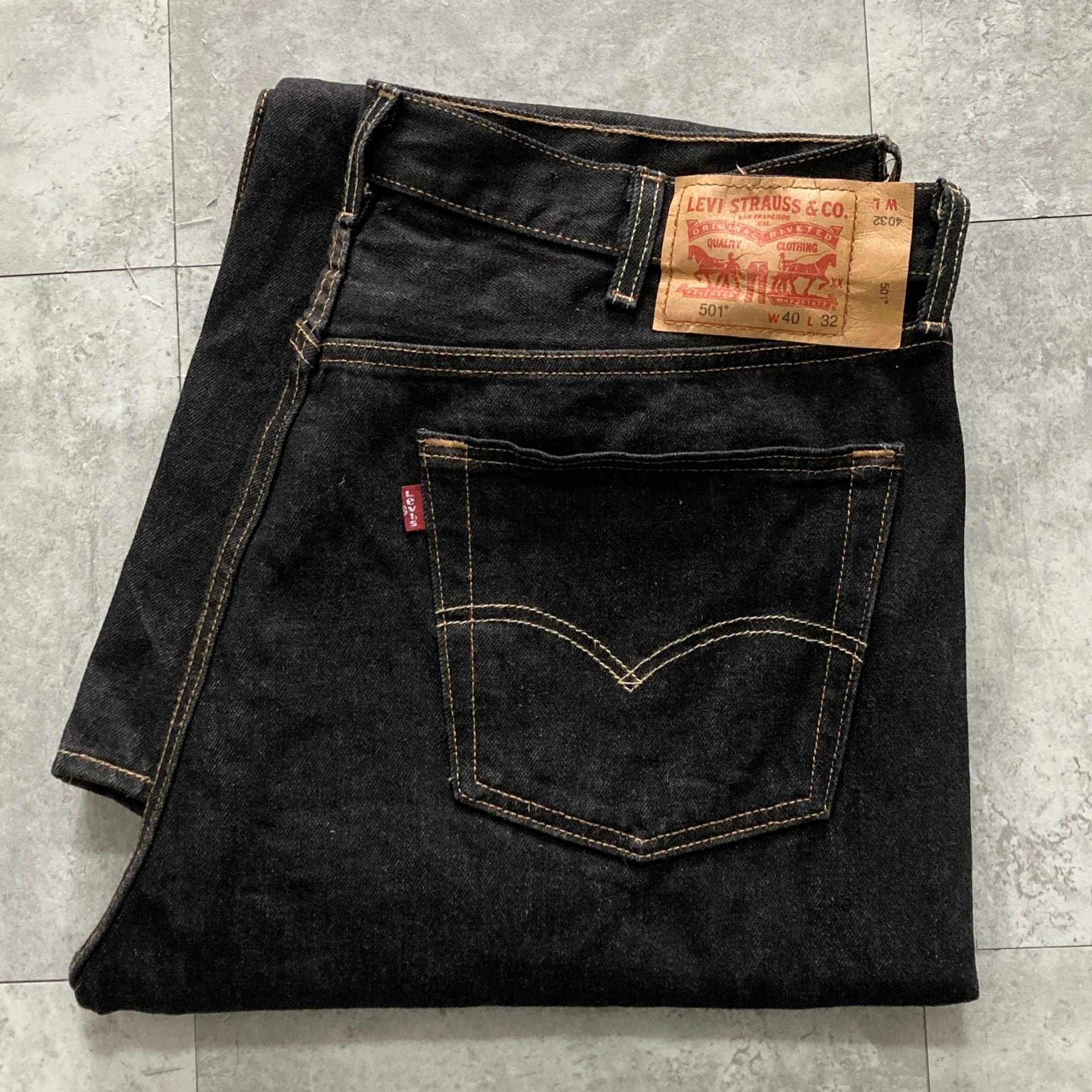 Levi's 501 W40 L32 先染め black W40 L32】Levis 501 リーバイス ボタンフライ ビッグサイズ 先染め
