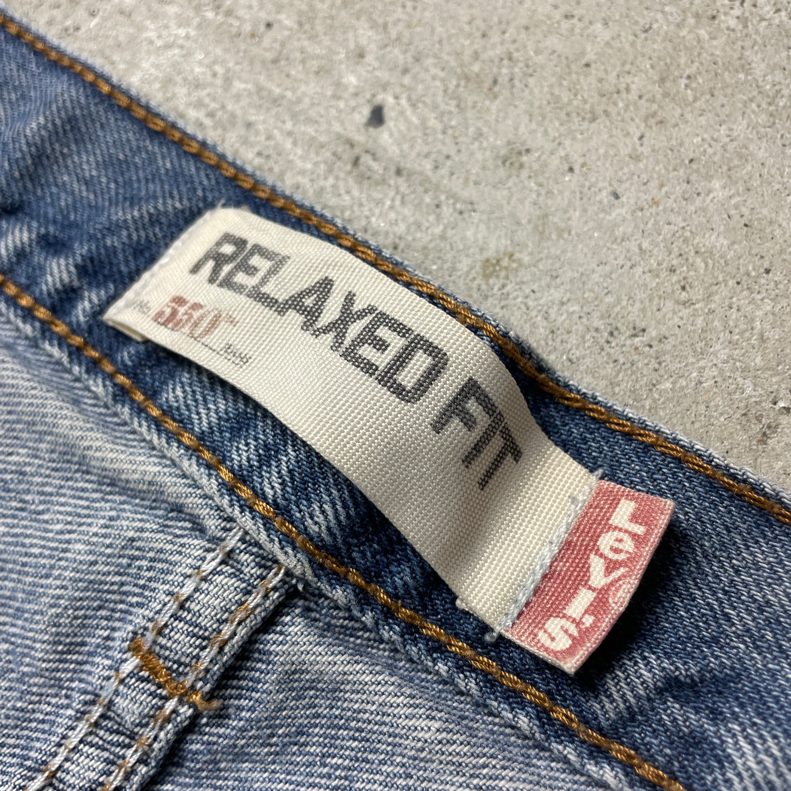 USA製Levis550 ワイドデニム バギーパンツ y2kヴィンテージW36 00年代 Levi's リーバイス 550 テーパード ワイド バギー デニムパンツ