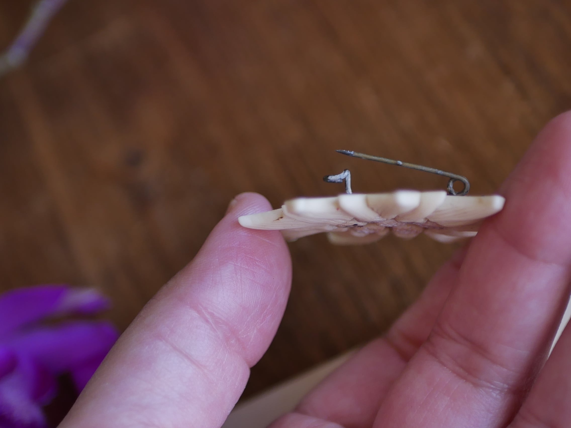 エーデルワイス アンティークブローチ ブロカントのある暮らし