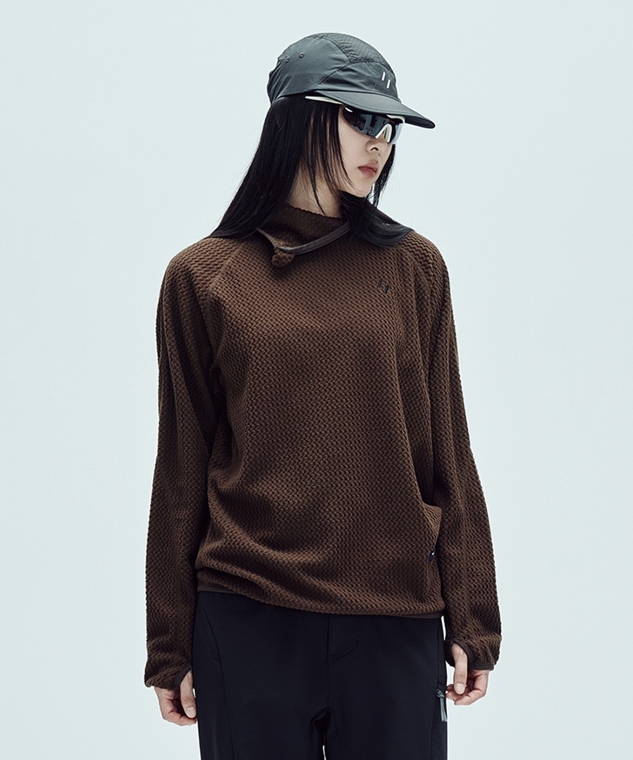CALORA FLEECE HOODED PULLOVER_DARK BROWN