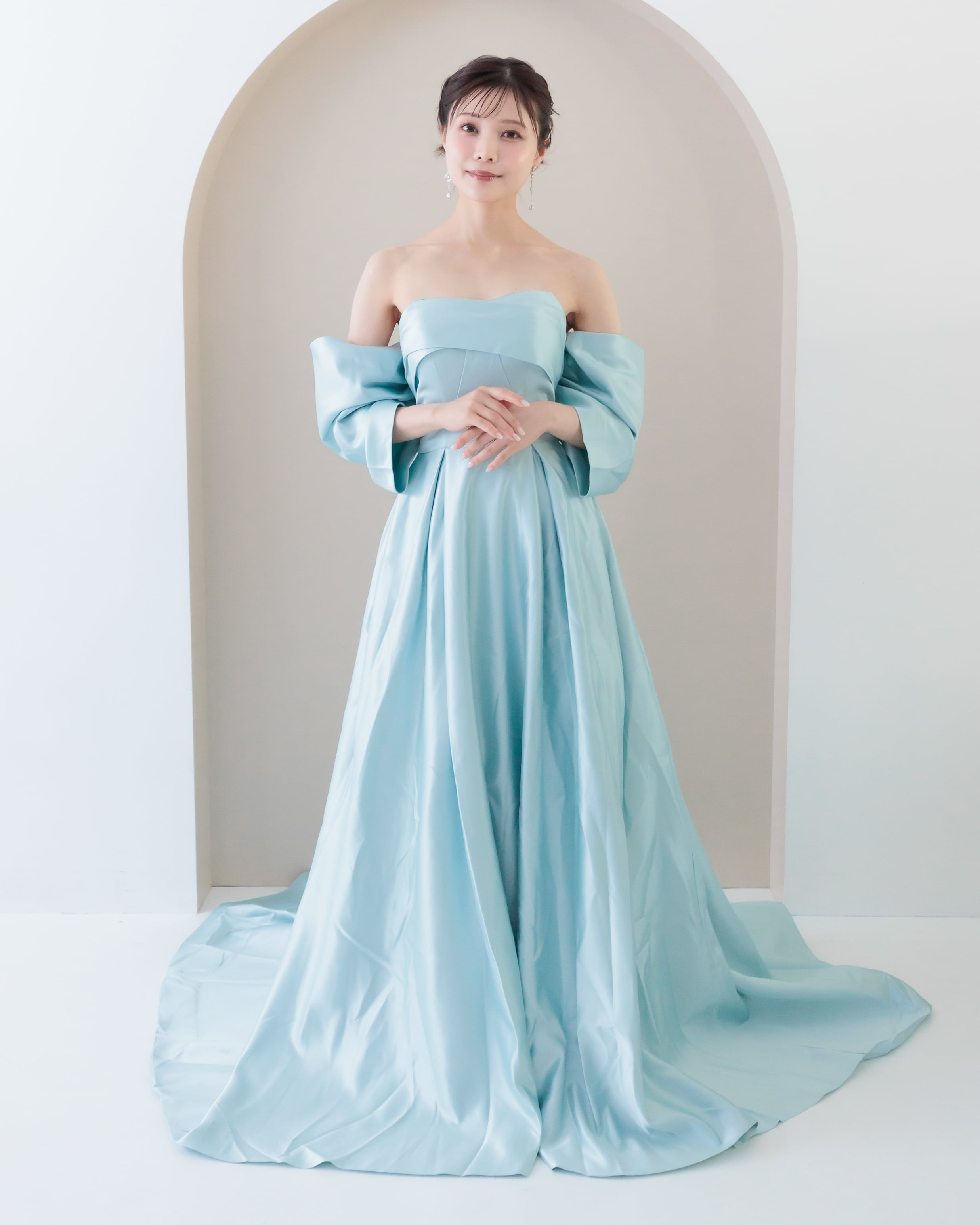 ドレスコ　130 水色 ドレス ヘアアクセサリー付き 130㎝対応の水色のピアノ発表会ドレス5選 - ピアノ発表会ドレス専門
