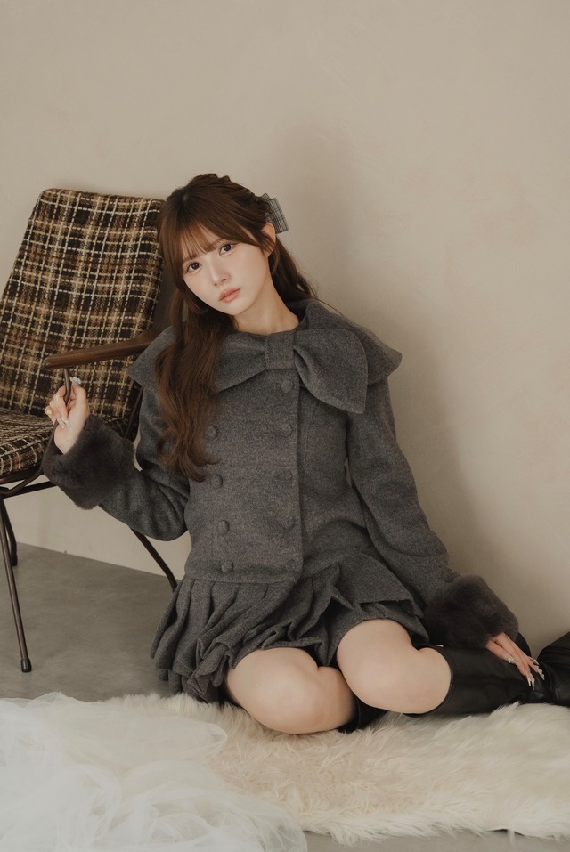 ribbon pleats coat