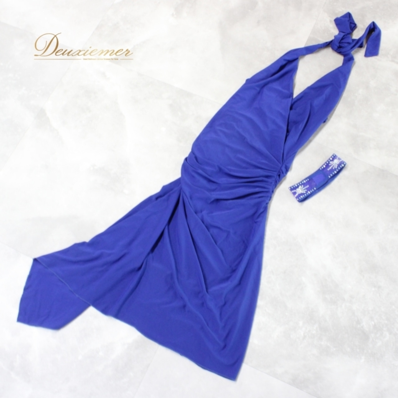 社交ダンス 衣装 ラテン ドレス ワンピース パーティドレス 青 チョーカー ブルー系 無地 ICHIOKU イチオク フォーマル ホルターネック スリムフィット 伸縮性高 ポリエステル素材 大人用 気品ある シンプルデザイン サマーシーズン 衣装選び ペアダンス用途 マルチシーン対応 特別な日 コンサートドレス お出かけ用 ドレスアップ