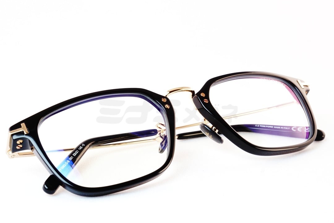 TOM FORD ブルーライトカット TF5862-D-B 001 日本限定 スクエア