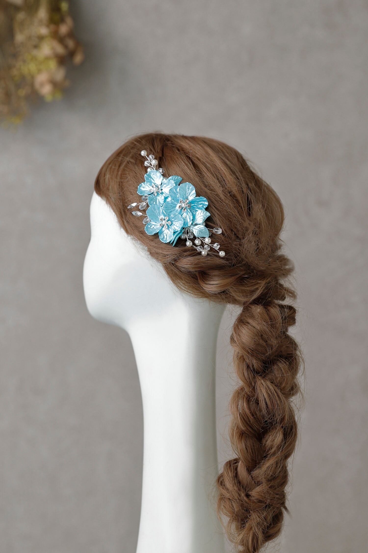 S様専用ページ お取り寄せ【ネモフィラ小枝ビジュー ライトブルー】 ヘアアクセサリー 袴 振袖 成人式 ヘアドレス カチューシャ