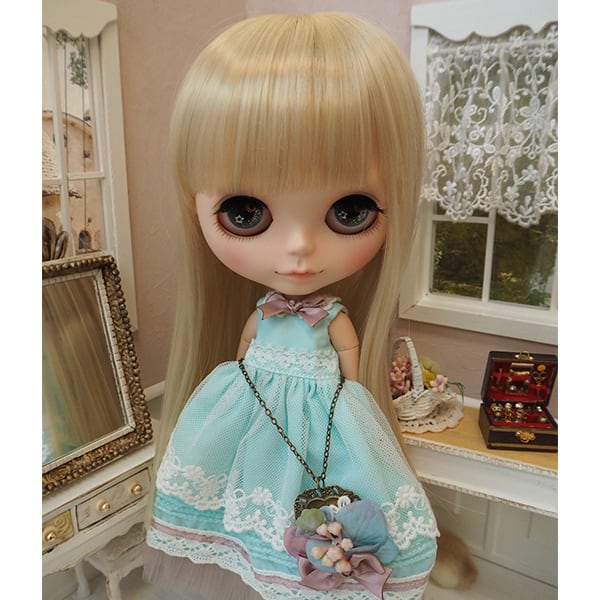 ネオブライス ウィッグ ぱっつんストレート シャンパンゴールド 10