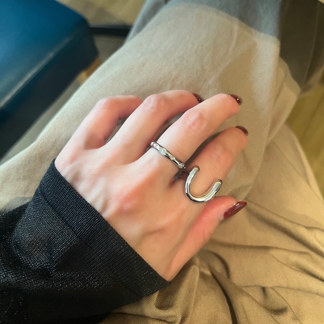 "U" ring