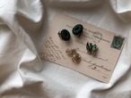 AMERICA vintage green earring