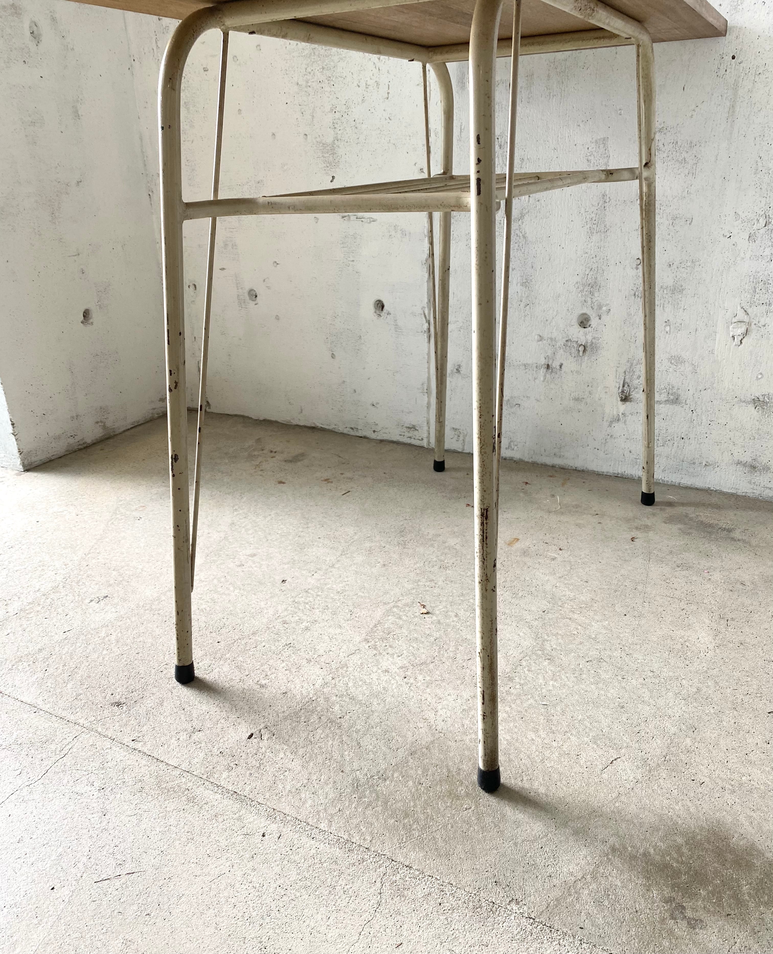 木天板×アイアン白脚のテーブル[古家具] | giraffes craft