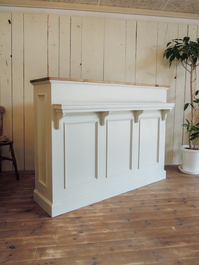 お花屋さん向け作業台カウンター102 (梱包作業におすすめのオーダーメイドレジ台)W2000 ホワイトオーク天板