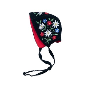 Vintage | Swiss Embroidered velvet bonnet