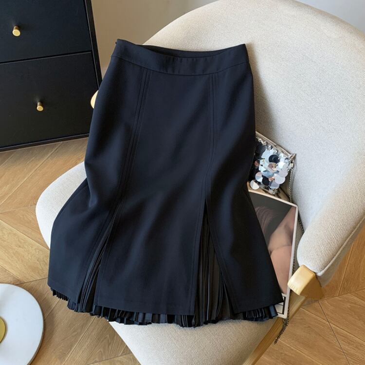 スリットとプリーツが織りなすフェミニンな大人スカート 00021