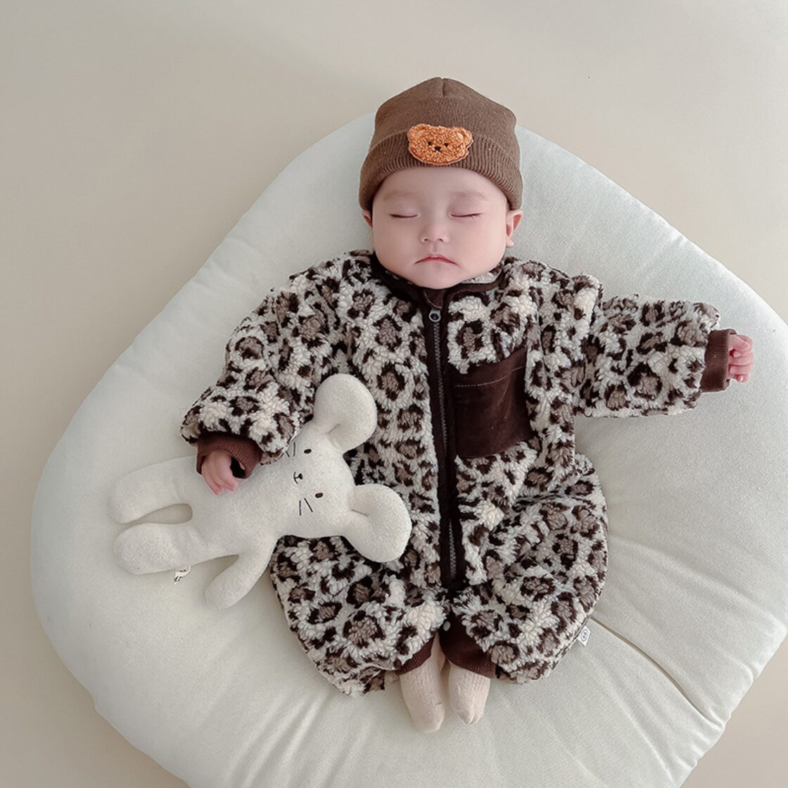 MILANCEL 冬のベビーロンパース幼児ヒョウ柄フリース厚みのある 