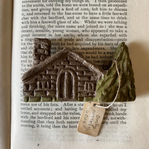 Owly.pottery “house“