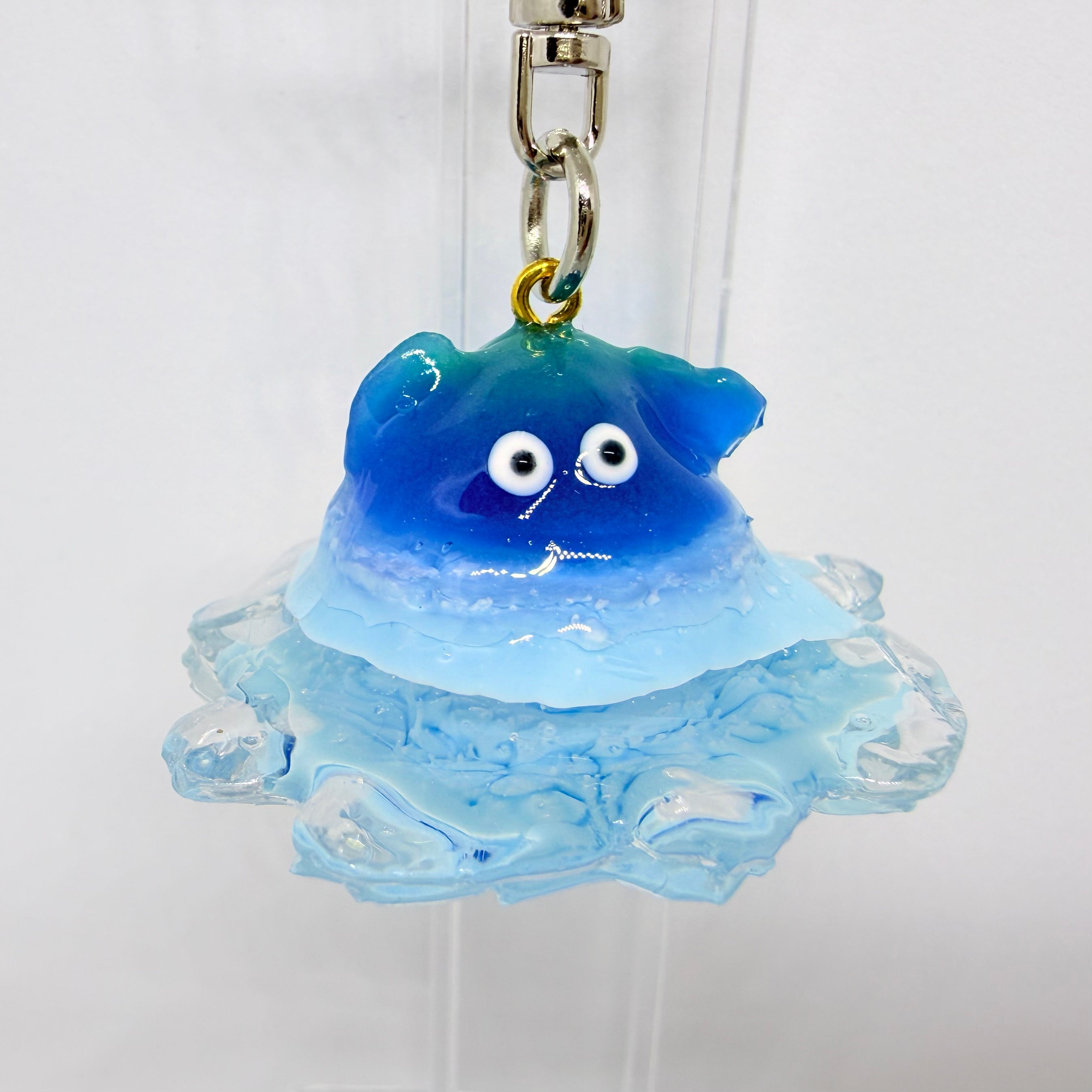 アクリルキーホルダー(サガミザメ) | サメの歯アクセサリー専門店