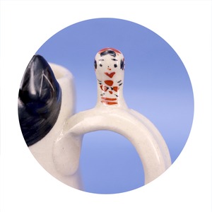 《 鈴木ハツミ 》こけし付きマグカップ　ネコ