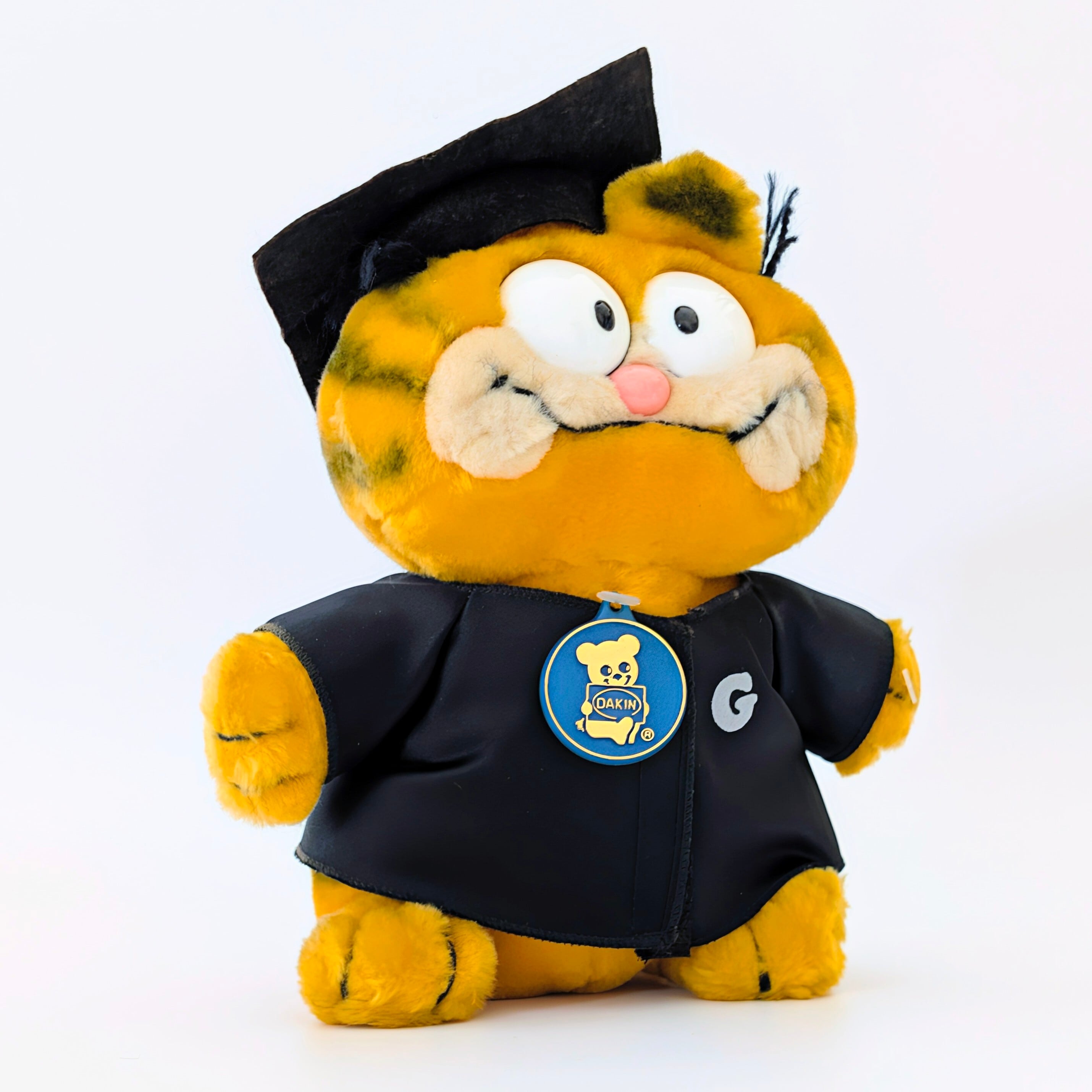 ☆ VINTAGE 1980年代初期 ☆【 Garfield ( ガーフィールド ) 】『 卒業式Garfield DAKINタグ付 』ぬいぐるみ / プラッシュ / plush / 1980年代年製 〚アメリカン雑貨 アメトイ〛