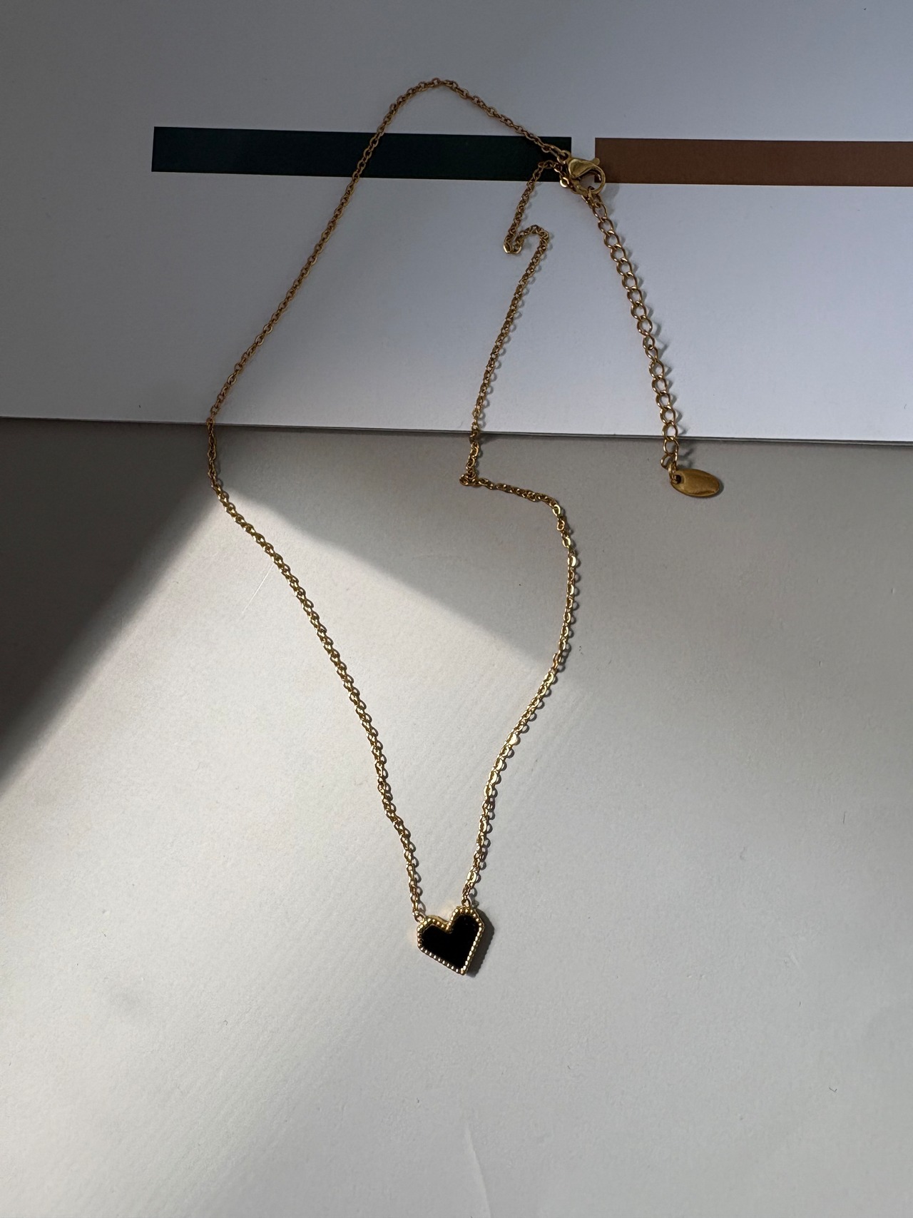 ブラックハートネックレス