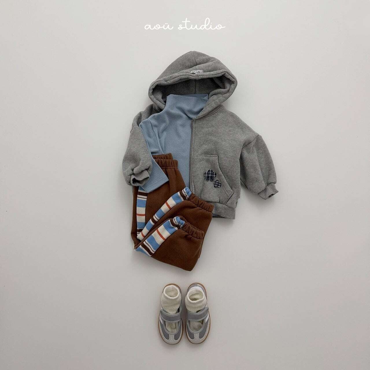 〖取寄〗韓国子供服 / 26winter / aoustudio /フラワー ジップアップパーカー / キッズ服 *XS~L*