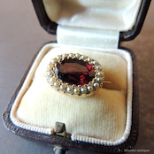 アンティークジュエリー 9ctゴールド 天然アルマンディンガーネット 真珠 タイニーレースピン ブローチ(ソーティングメモ付)