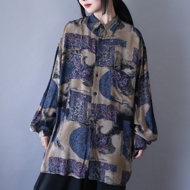 good coloring abstract painting pattern over silhouette shirt