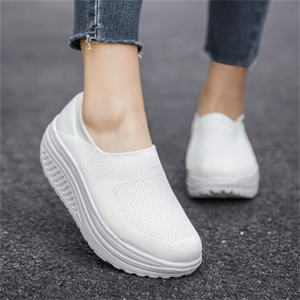 【送料無料】 シューズ 靴 スニーカー 4色 ソックスブーツ 厚底 丸トゥ ラウンドトゥ アーモンドトゥ メッシュ 通気性 バイカラー 可愛い 大人可愛い きれいめ シンプル カジュアル シック コンサバ 華やか 大人 上品 おしゃれ お洒落 こなれ感 高見え 高級感 ラフ ヘルシー 無地 オールシーズン 10代 20代 30代 40代 レディース 女性用 デート お出かけ 女子会 お呼ばれ 休日 お茶会 授業参観 デイリーユース 普段使い ファッション 定番 プチプラ   インスタ映え