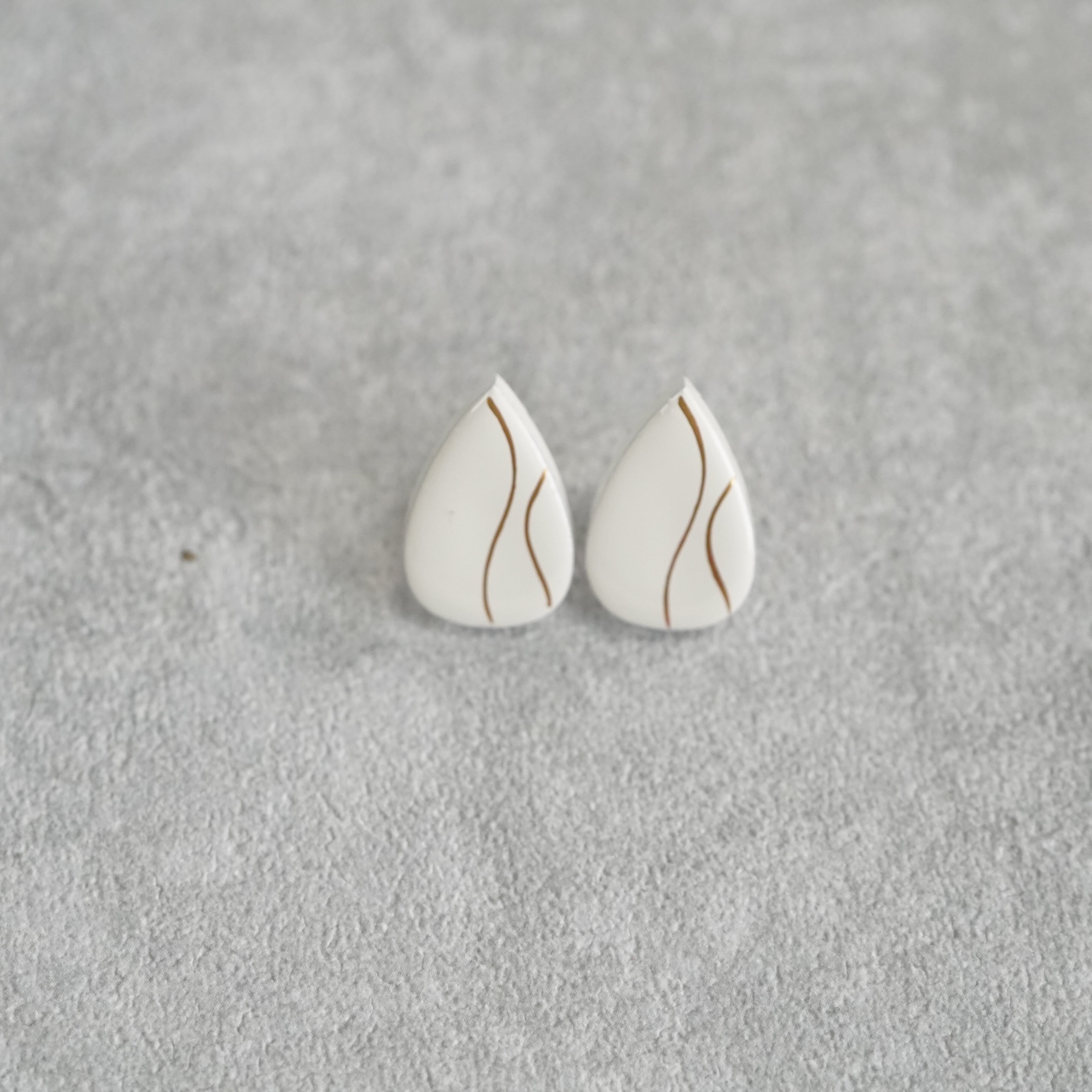 雫 shizuku white