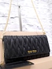 ◆miu miu ミュウミュウ MATELASSE マテラッセ クロスボディ ショルダー ウォレット バッグ ポシェット 黒x金◆ クロスボディ仕様の定番♪
