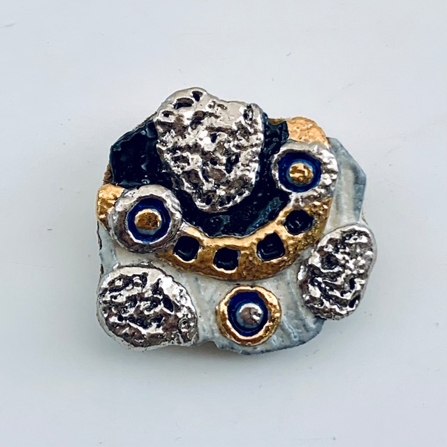 ブローチ  (220630-9)