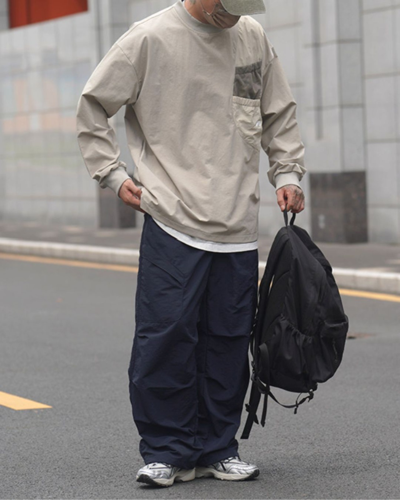 切り替えデザインマルチポケット長袖Tシャツ　S0697
