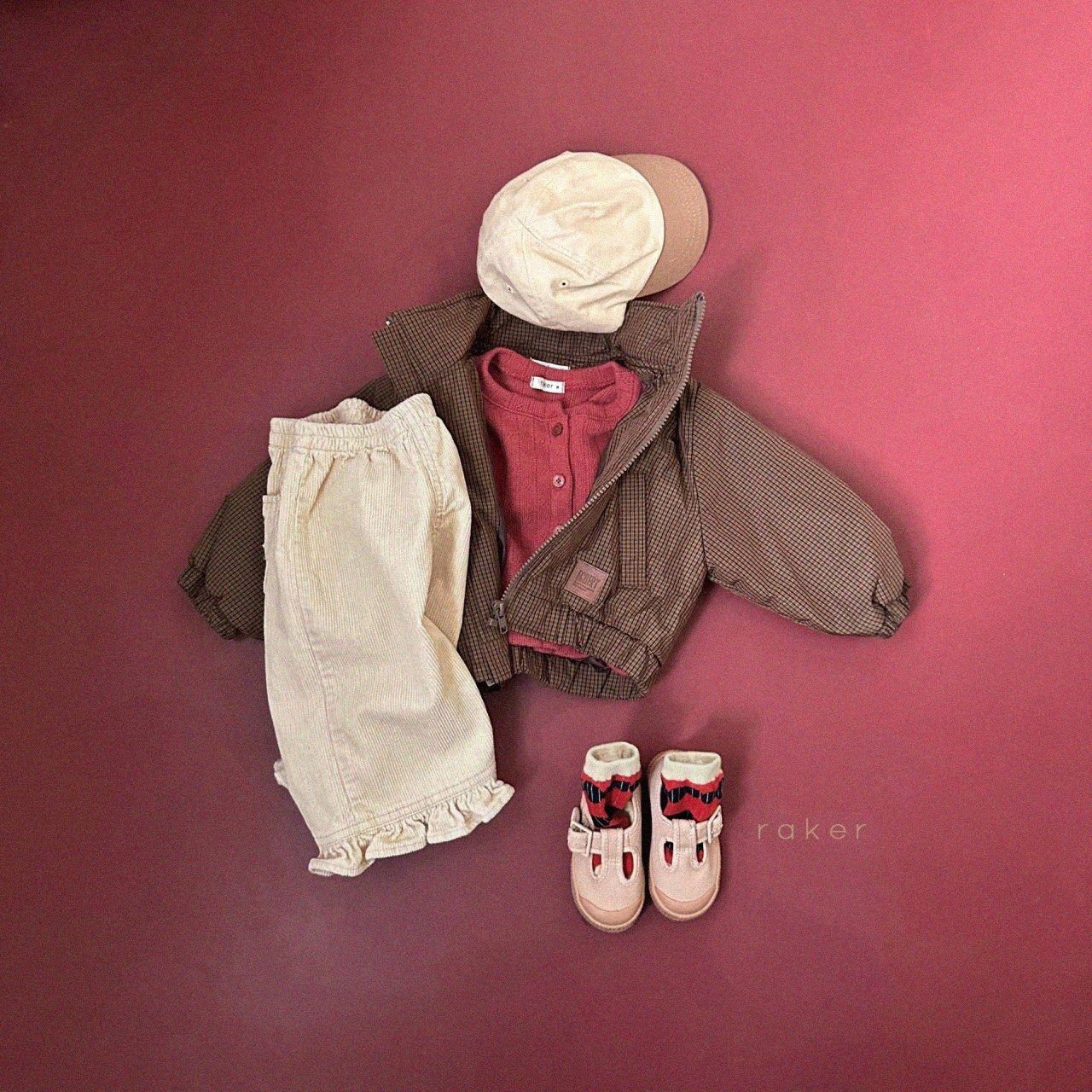 韓国子供服 / 26Autumn / raker / ハートアイレットカーディガン / 女子服 / キッズ服 / 秋服 *XS~XXL*