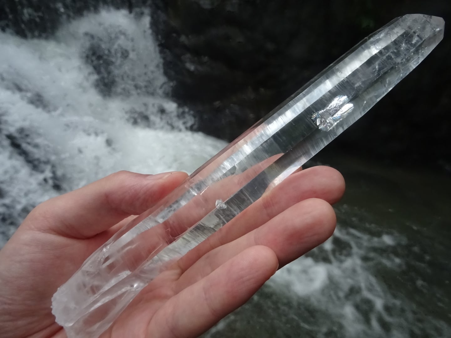 ディアマンティーナ産レーザークリスタル（ホーリーワンド） | 虹石屋