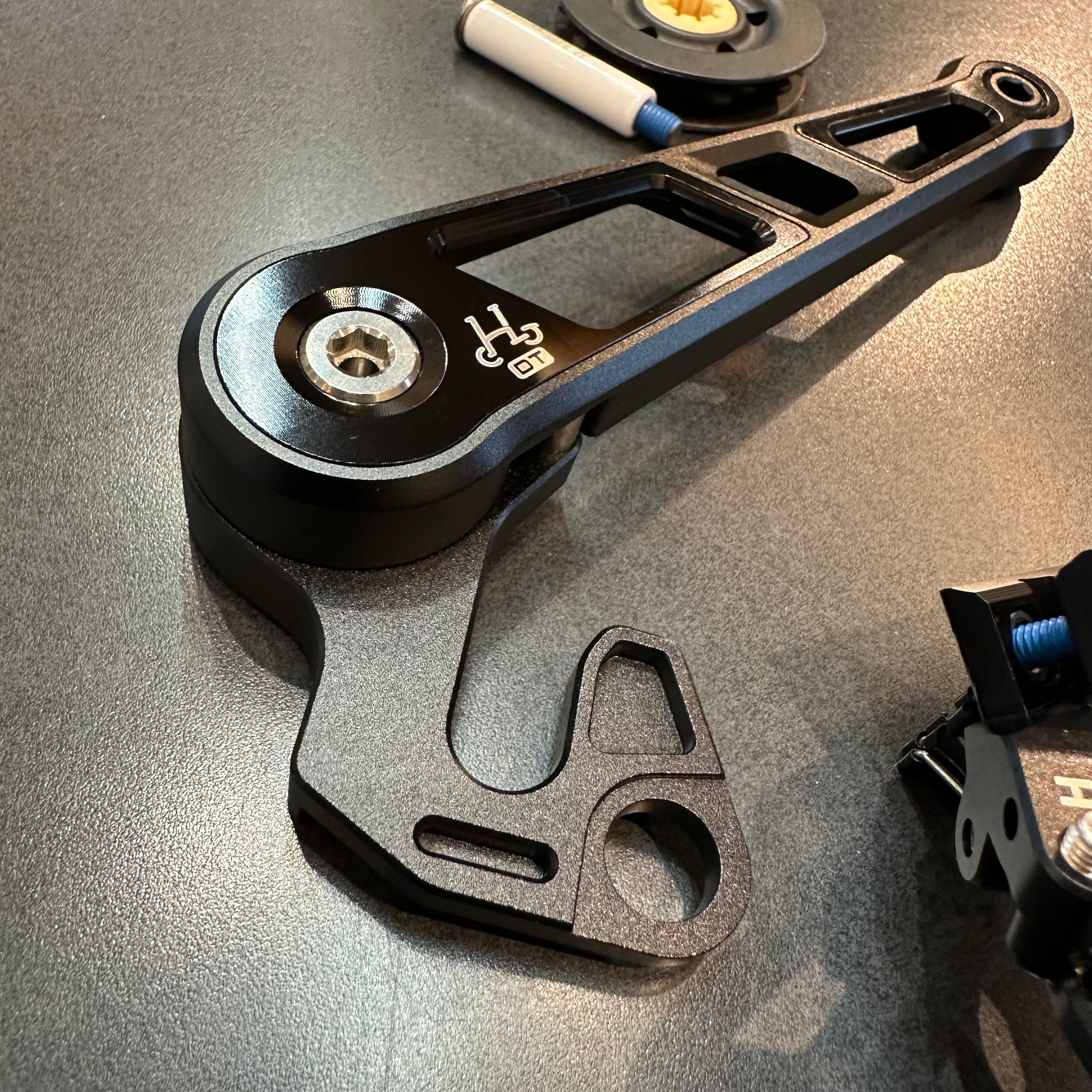 H&H [New Frame] DT Tensioner ＋ New Derailleur (Pully adjust) Set