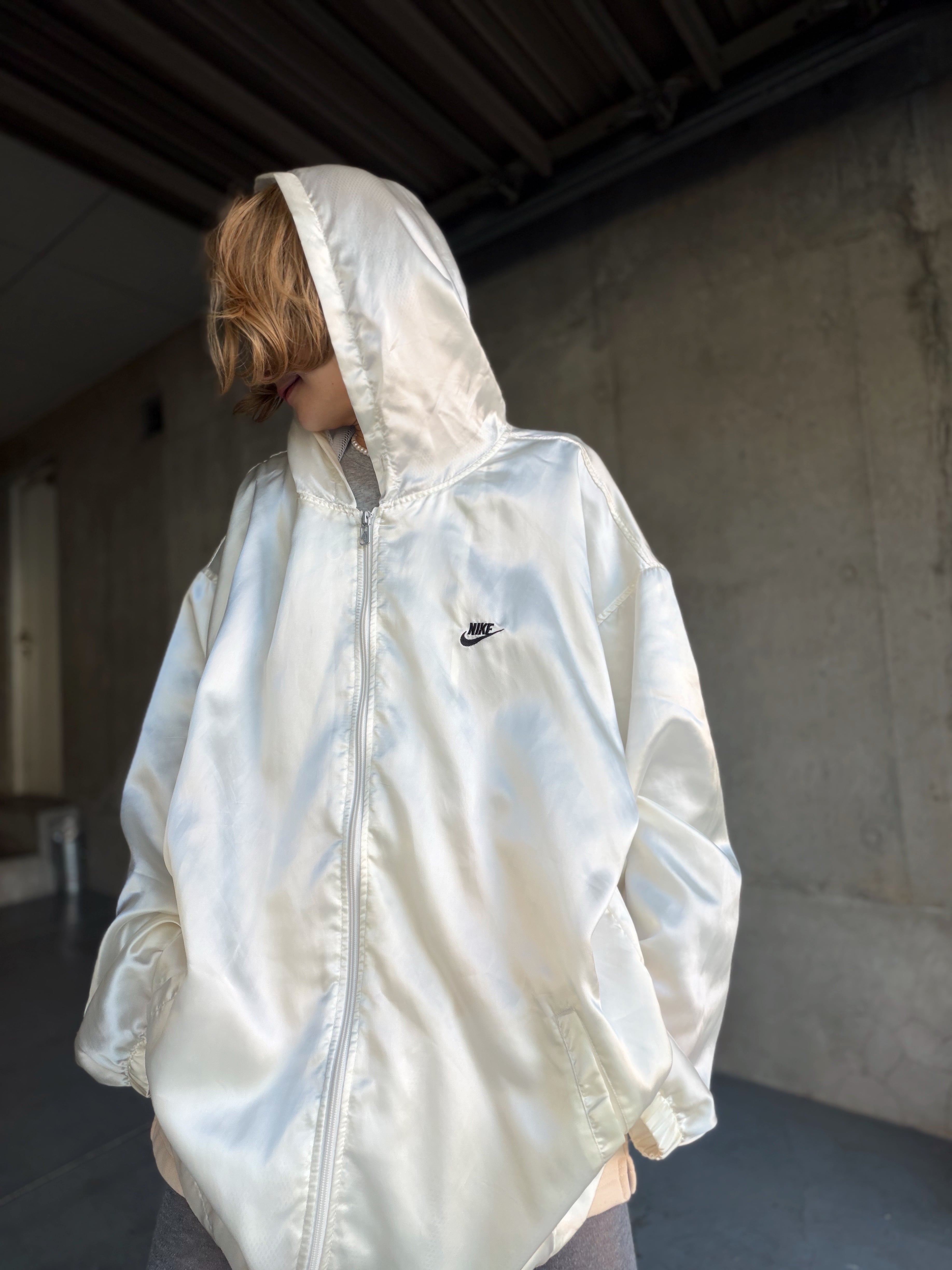 (OT1360) 90’s NIKE nylon satin zip hoodie