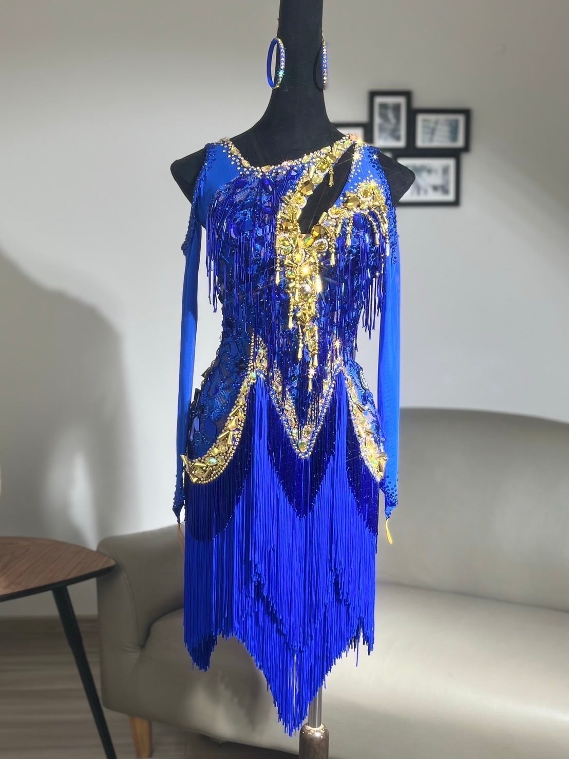 既製ドレス | 社交ダンスウェアSTUNNINGDANCEWEAR