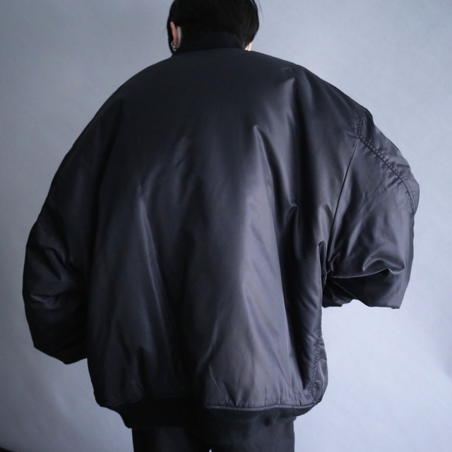 "black × orange" reversible design over size MA-1 bomber jacket