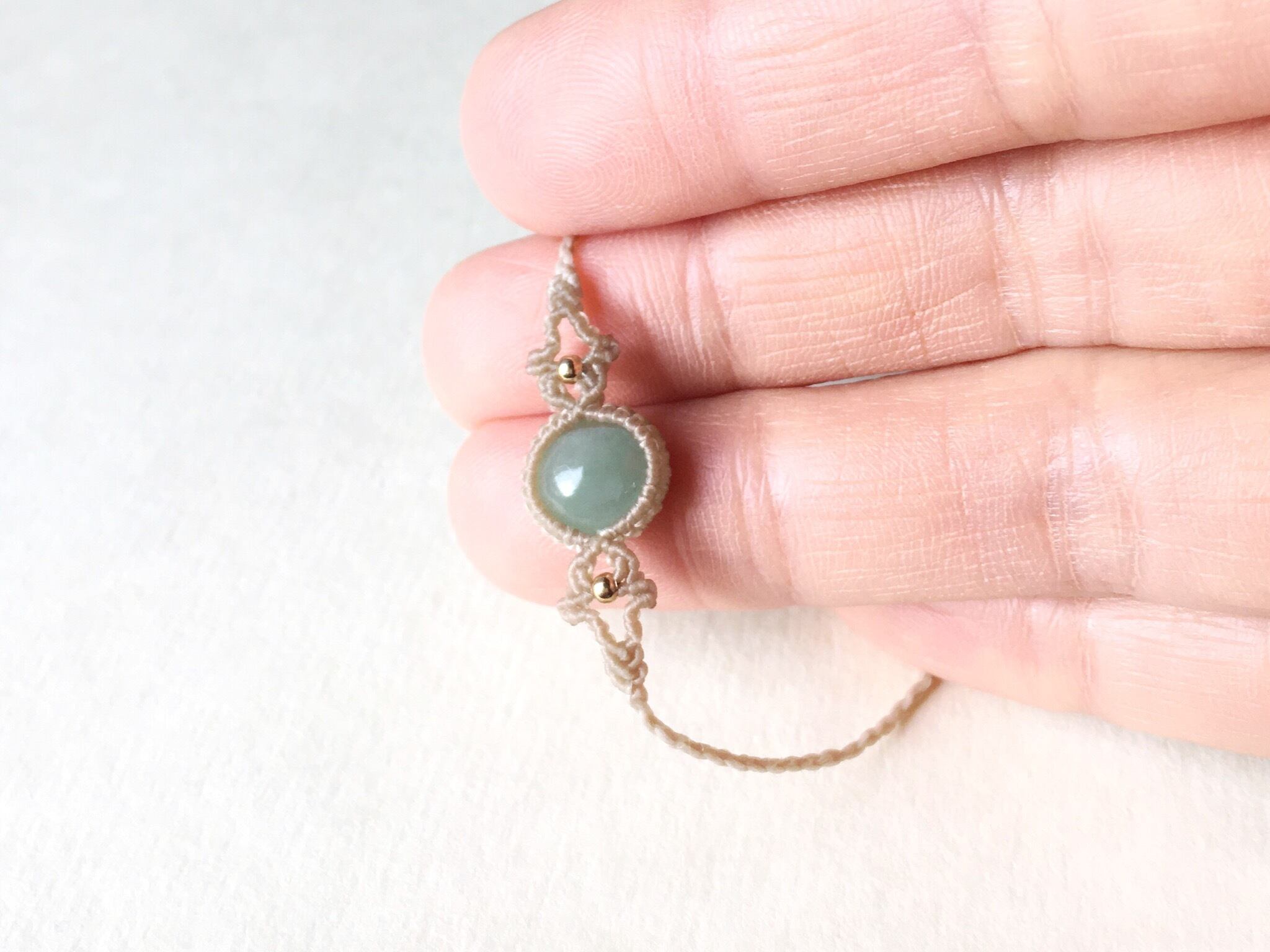 翡翠 macrame bracelet