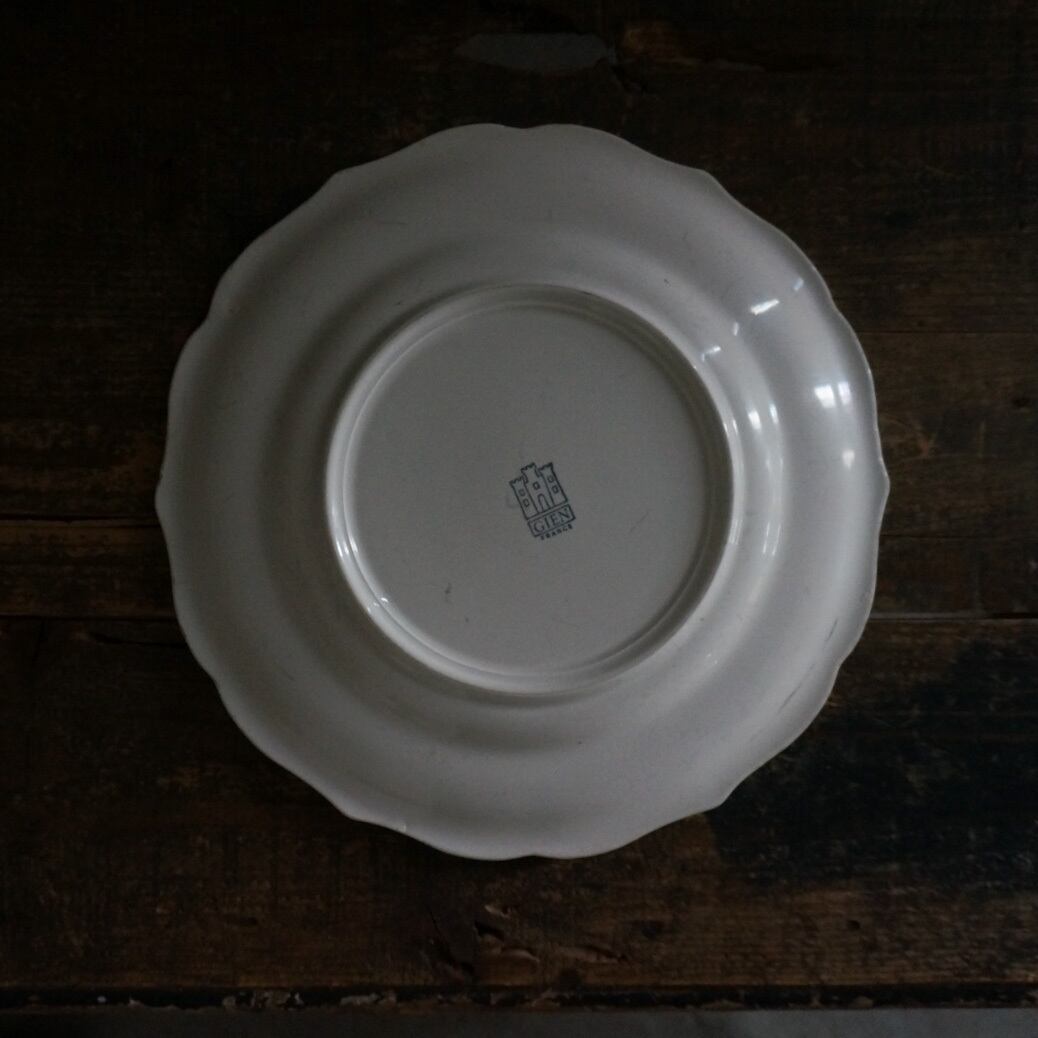 古いフランスの陶器皿