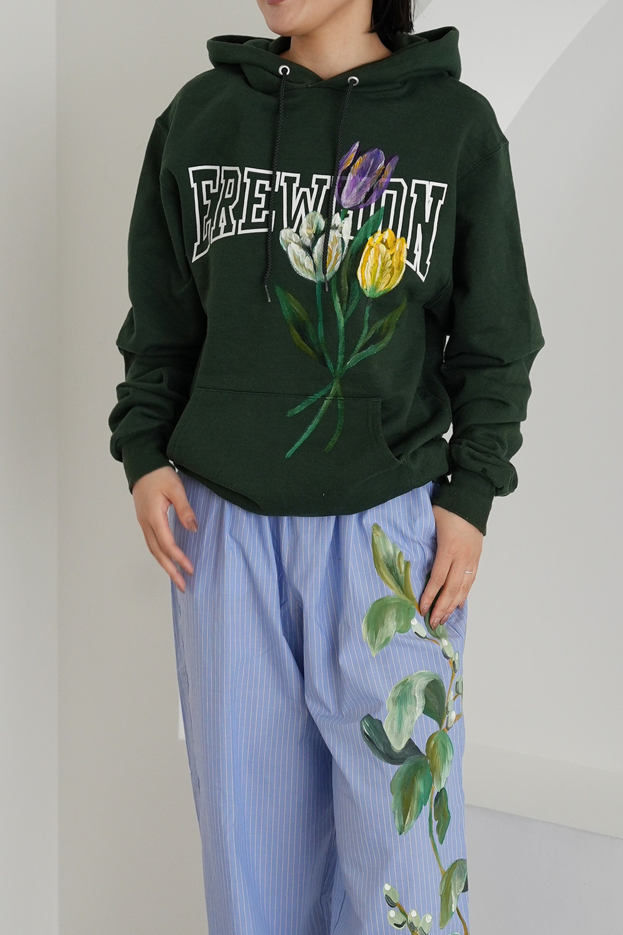 paint pullover green