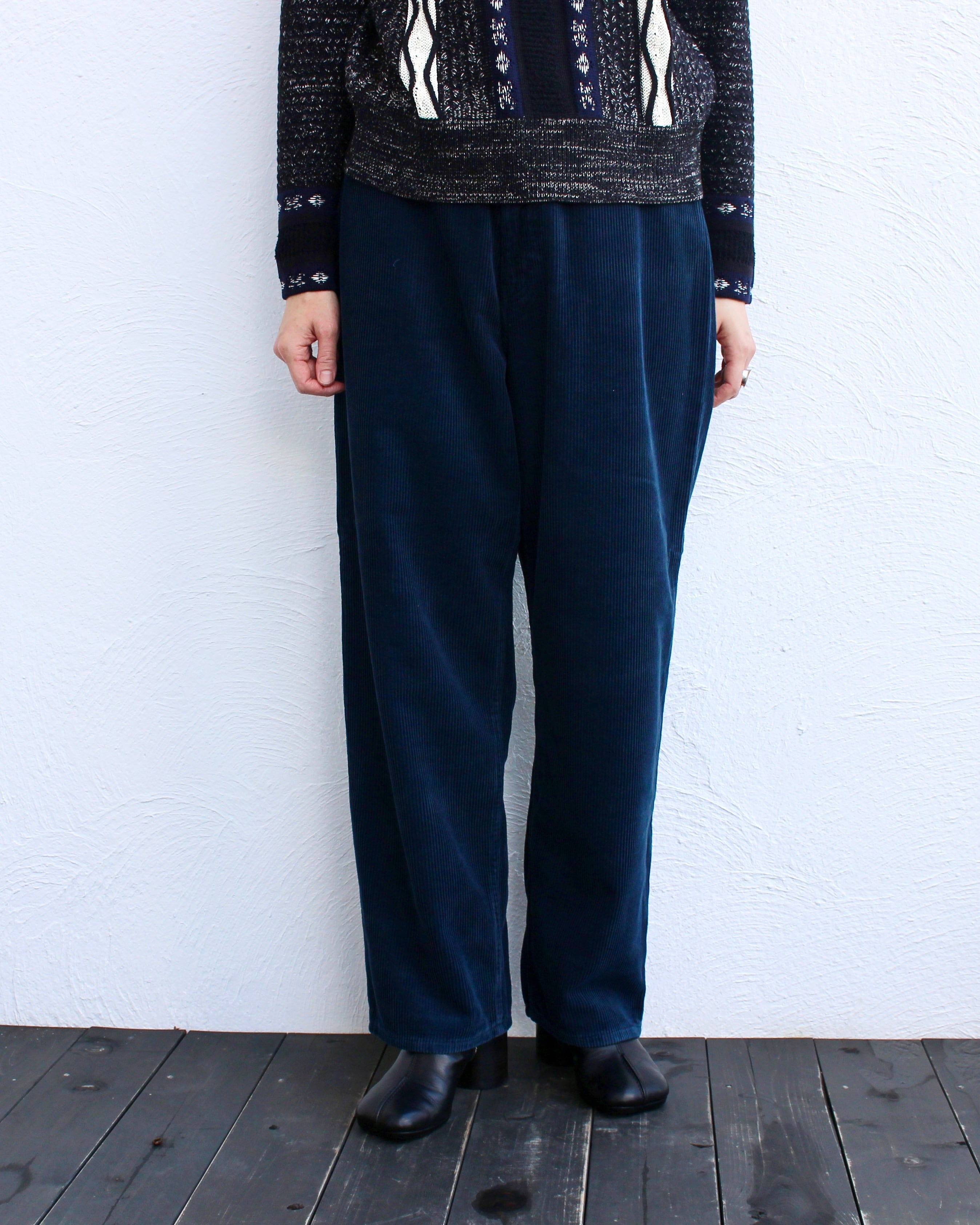 Nikki ESSENTIAL PIECES/corduroy wide pants